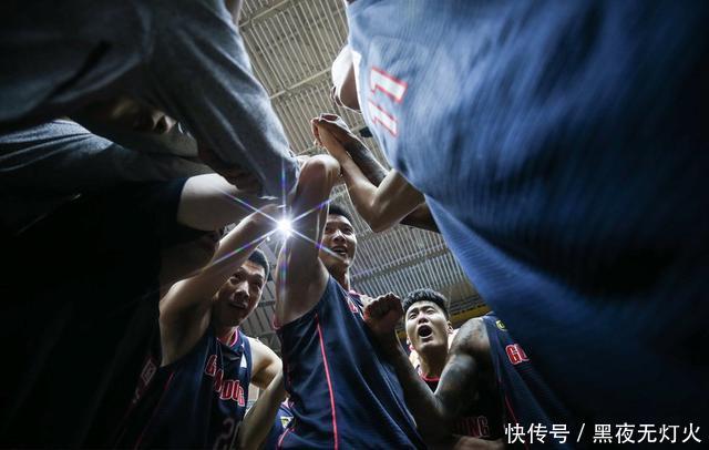 场均28分12篮板!他才是CBA现役最强球员,唯一