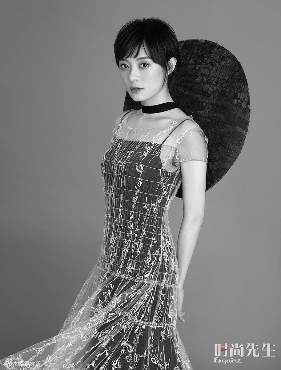 时尚图片大片 t014fe6654dd5b545fb.jpg?size=913x1200