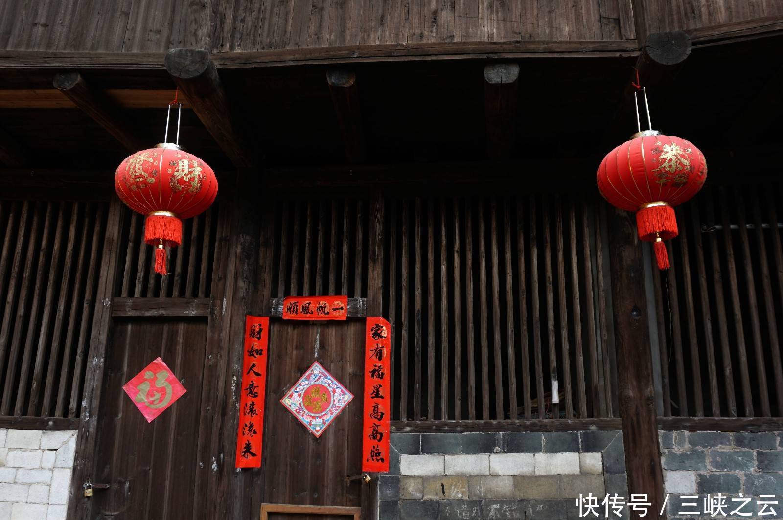 中国古建筑的一朵奇葩，福建永定土楼，神奇的山区民居冬暖夏凉