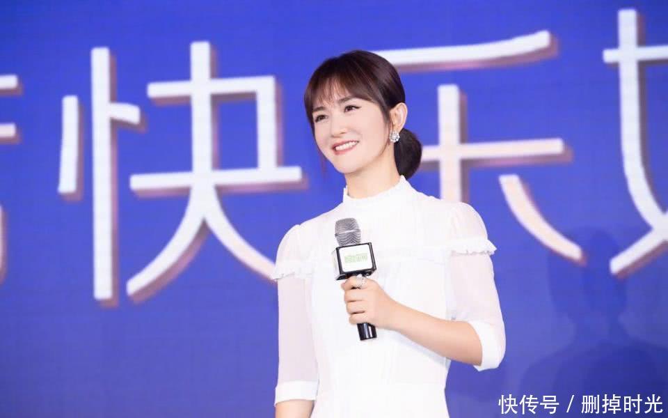 袁咏仪、包文婧和张嘉倪录制《妻子的浪漫那旅