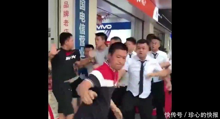 广州一手机店签名送手机, 两男子签名后被强迫