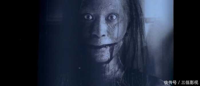 接着电影中的电影来吓观众老爷, 不过真的被吓