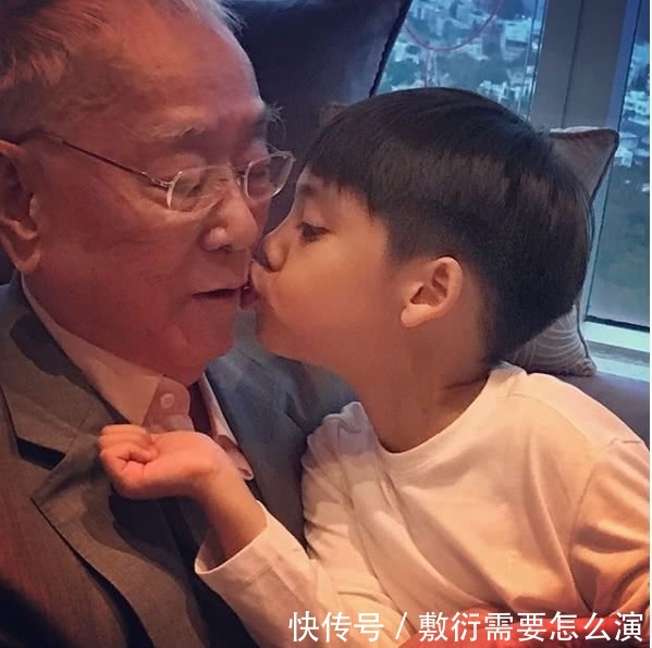 许晋亨爸爸因患癌离世 从李嘉欣夫妇这些举动