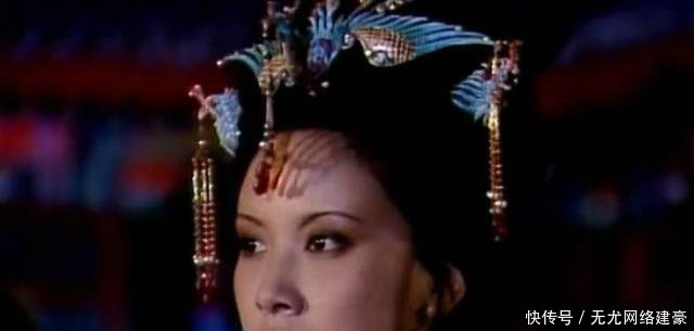 贾母最喜欢的3个人,一个是宝玉一个是贾兰,另