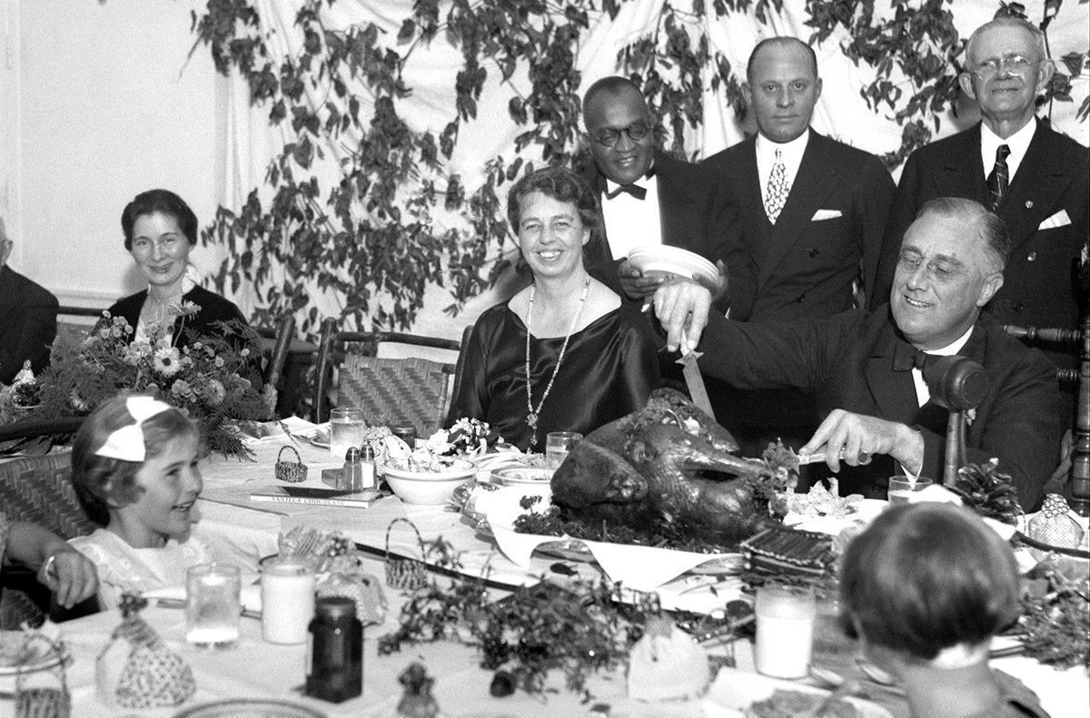 美国历任总统与火鸡的老照片,感恩节这天美国