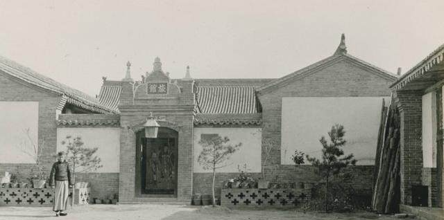 1909年阎锡山留学日本归来的山西太原,照片由