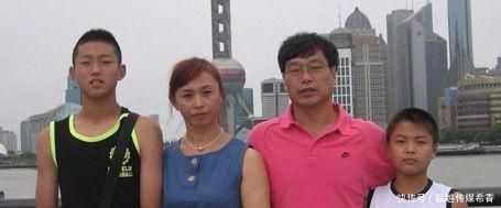 国足希望, 17岁新星正式赴韩留洋, 父亲和哥哥