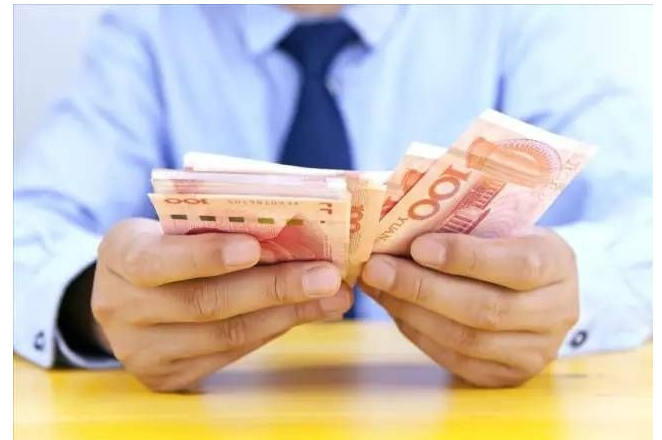 你知道为什么公司喜欢15号发工资吗?揭开真实