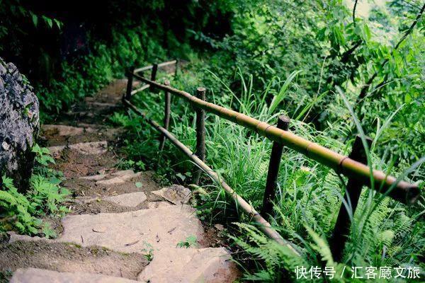 北纬30°上又一个神秘仙境，凭什么惊艳世界？