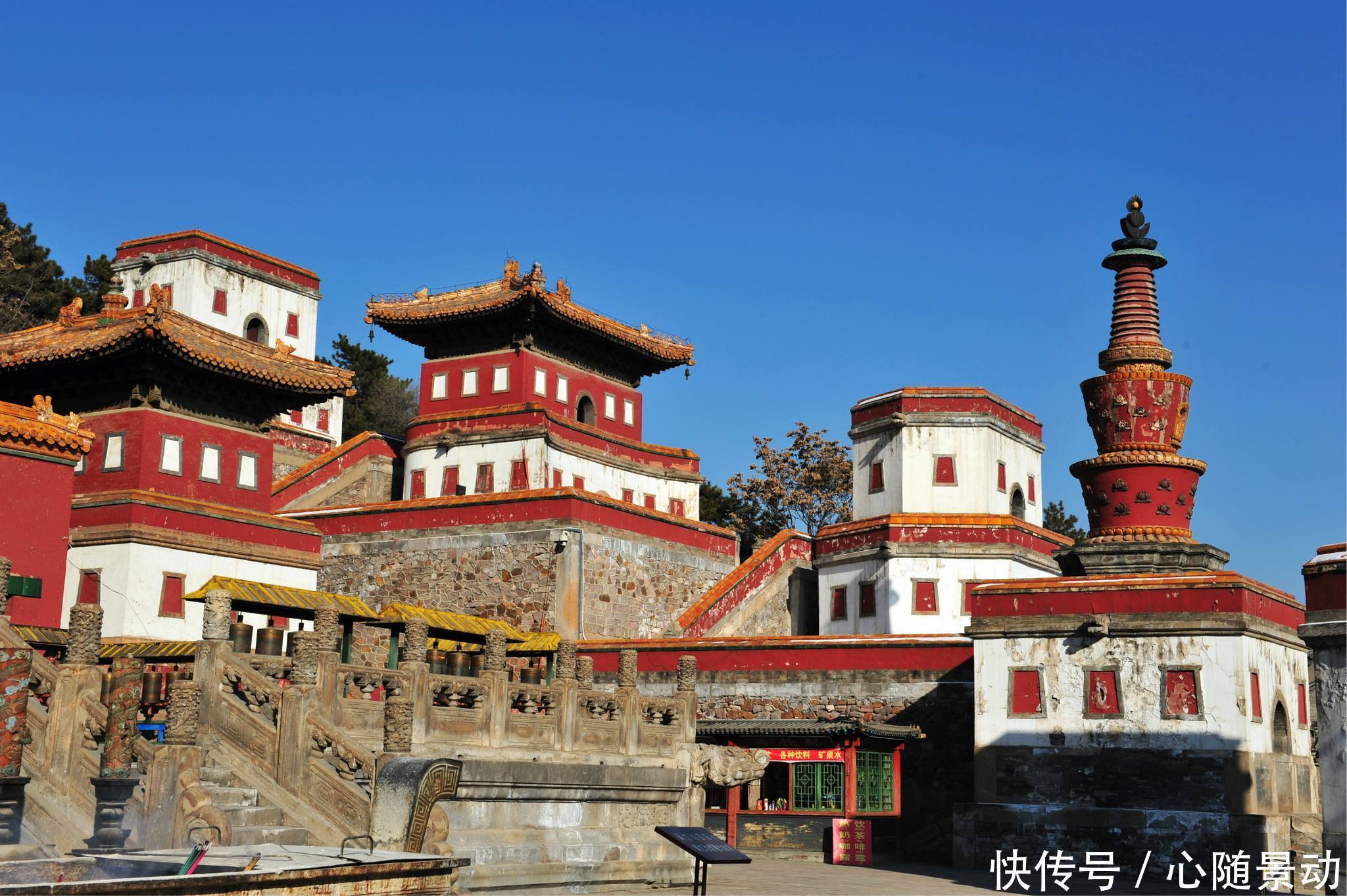 神秘的承德小布达拉宫金顶,黄金万两打造却惨遭日本人毒手