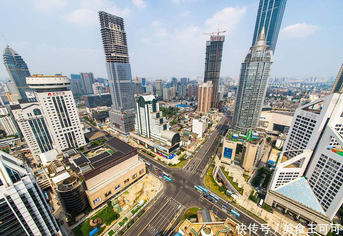 江苏最奇特的一座城市,被省内兄弟城“拦腰截断”