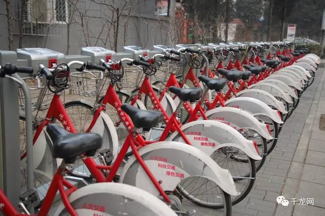 终于不用再办卡交押金了,北京公共自行车刷手