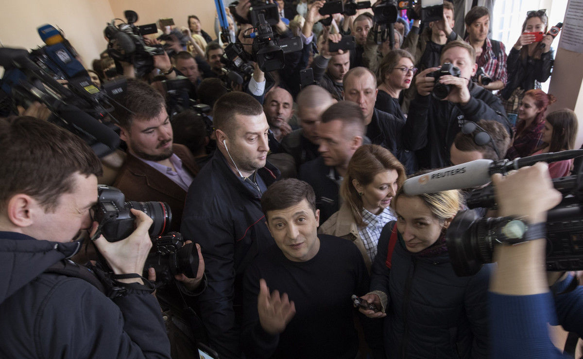 乌克兰大选计票过半,喜剧演员一马当先,波罗申