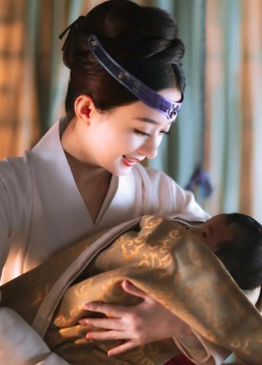 赵丽颖为什么愿意乖乖生孩子?相信自己、也要