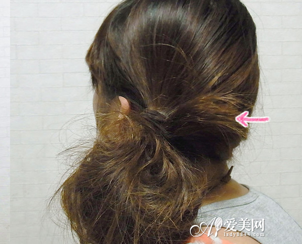 <em>教</em>你如何扎<em>头发</em>打造森女优雅气质_360问答