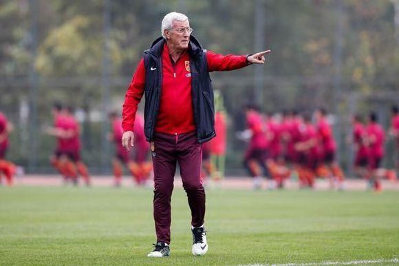 打中国足球脸!韩国一哥逆转绝杀成英雄,张玉宁