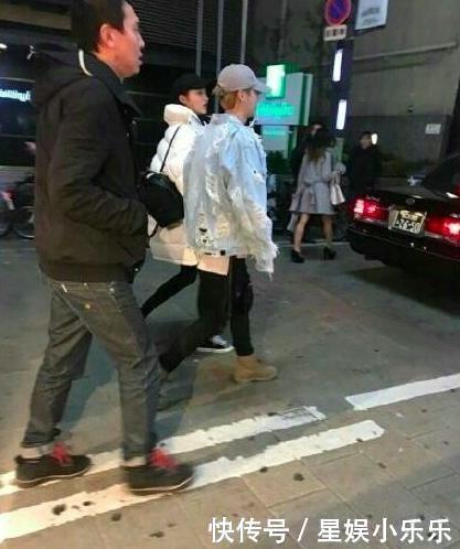 鹿晗关晓彤日本度假换穿对方衣服大撒狗粮 网