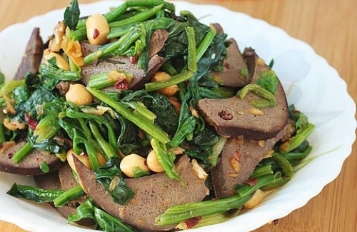 谷雨过后身体湿气重,用这道食材效果好,还能护