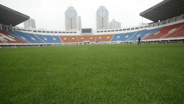 12强赛国足武汉集训 12强世预赛中国队比赛时