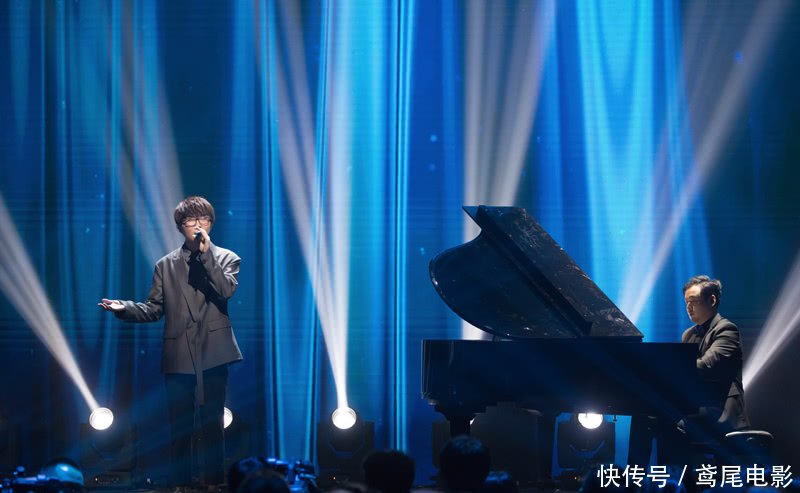 青年 耀青春纪念五四运动100周年文艺晚会》