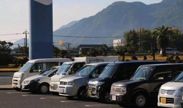 西安奔驰事件反思,为什么日本没有人去4S店闹