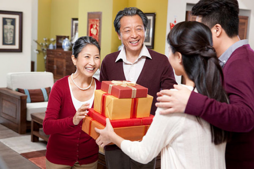 向上金服、信而富、搜易贷、人人爱家金融、秒钱竞争激烈