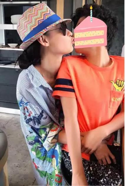 t016e5d6706e9f55e98.jpg?size=424x632