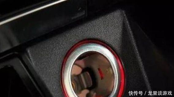 开车抽烟扣分吗