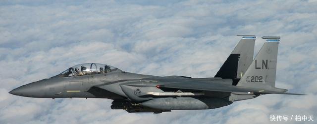 为什么飞行员在超音速飞机上,听不到声音说出