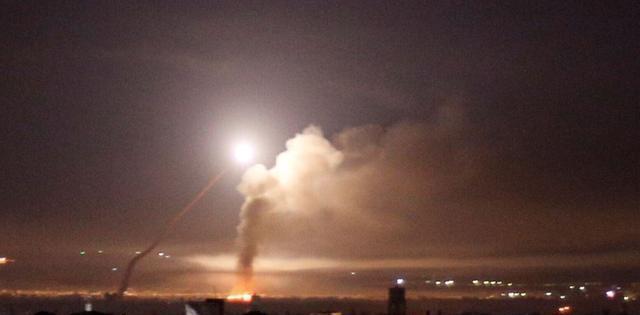 现在伊朗跟美国的战争图片