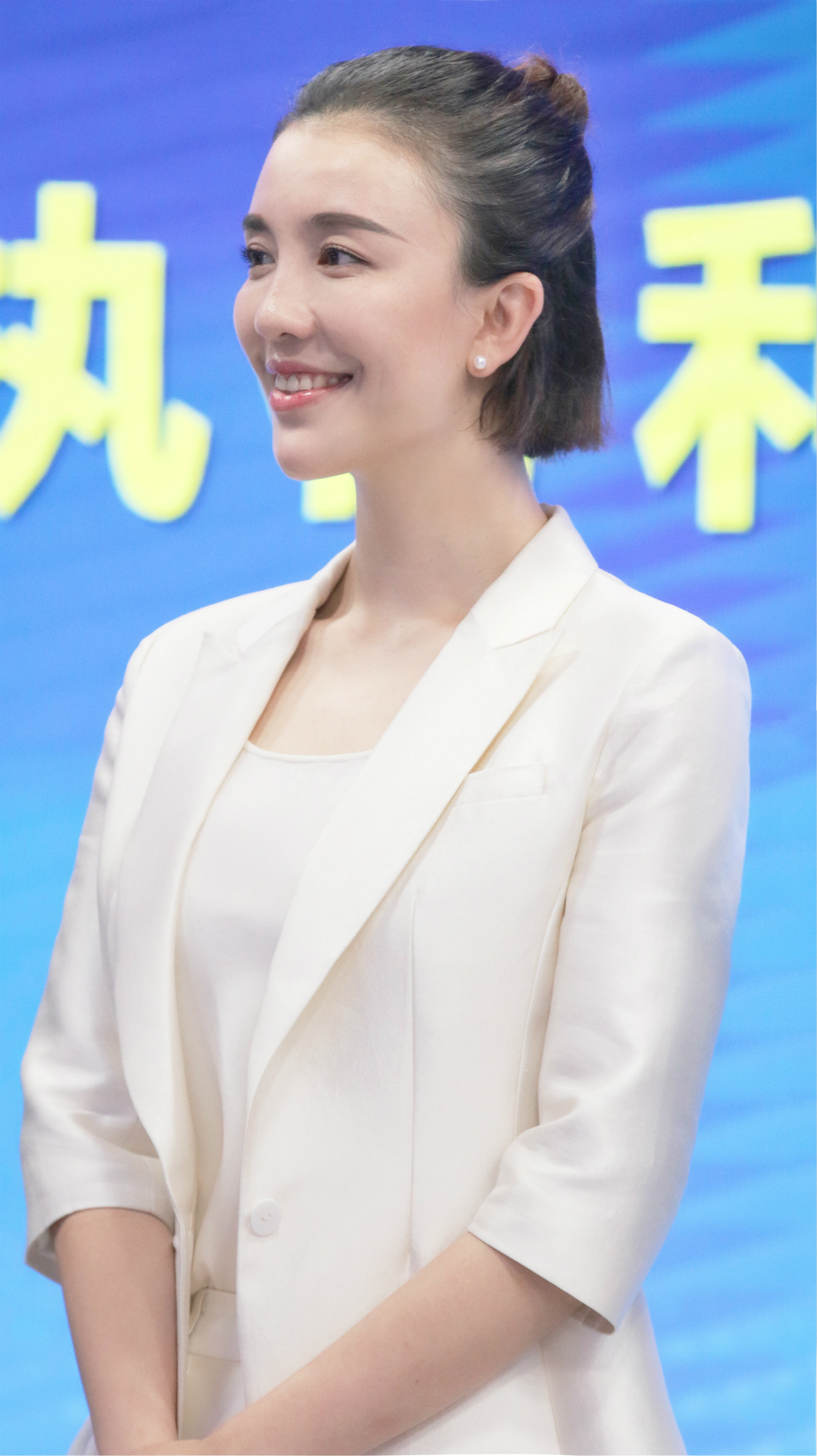 吕佳容新剧《执行利剑》央视将播 挑战执行法官：尊重和敬畏