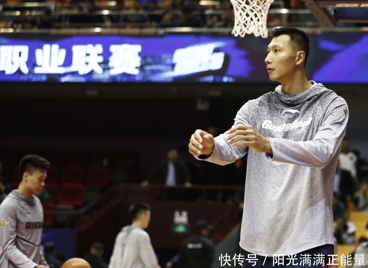 CBA广东豪取11连胜 易建联复出猛砍42分11篮