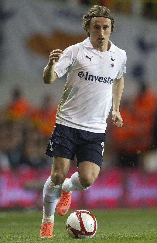 魔笛莫德里奇算是现役第一中场了!