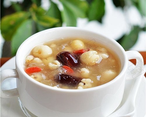 银耳莲子红枣薏仁可以一起煮吗,有什么效果_3