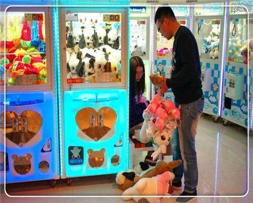 商场里面的娃娃机赚钱吗? 看完之后我懂了