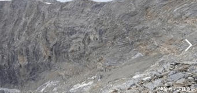 成都第一峰, 领略现代文化与自然历史碰撞的火