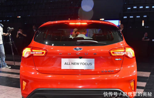 两厢钢炮福克斯ST-Line,1.5T三缸还有激情吗?