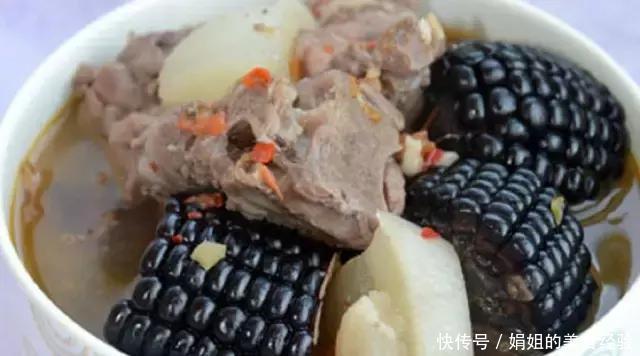 黑玉米鸡蛋排骨汤莲藕金针菇能在一起吃吗图片