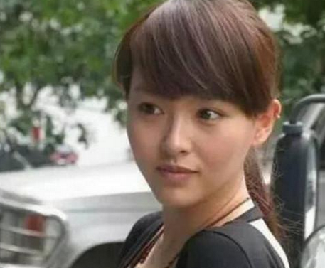 唐嫣卸妆后打29分,李湘卸妆后打79分,图4太漂