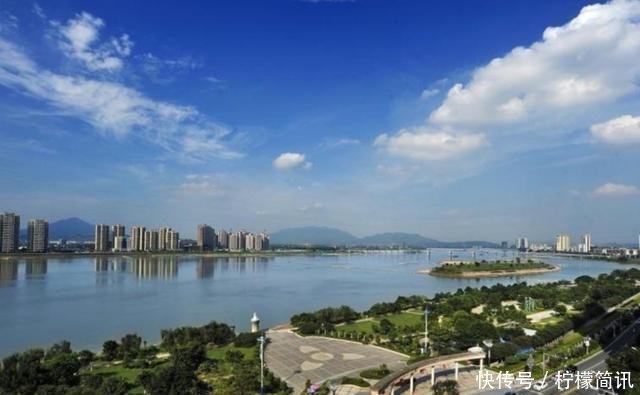 广东省面积最大的城市, 素有三省通衢, 北江要
