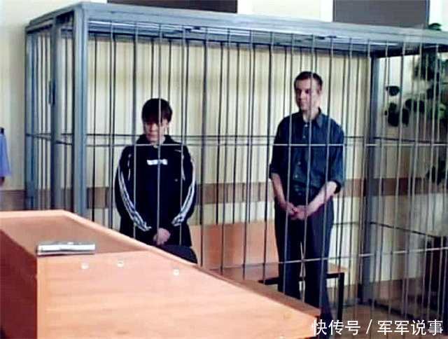 男子将两名十多岁的女孩关在家中,3年生下三个孩子