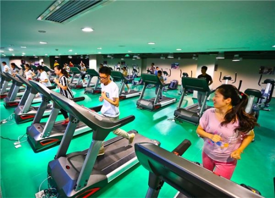 苏宁豪掷几十亿\"造家\