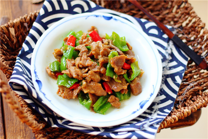 牛肉怎么切炒出来才嫩 t018330329b49bbae48.jpg?size=800x533