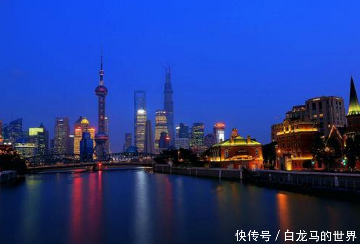 游客认为中国消费低,带10万日元游玩大上海,却