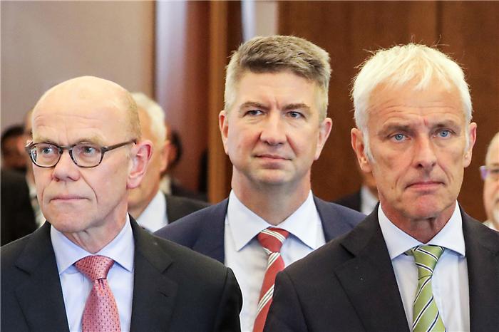 尾气造假到猴子实验丑闻,大众CFO反省商业