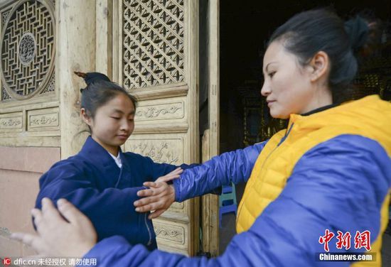 道教思想根植中华文明,道教人士除了学习传统文化的各个领域,还要能够