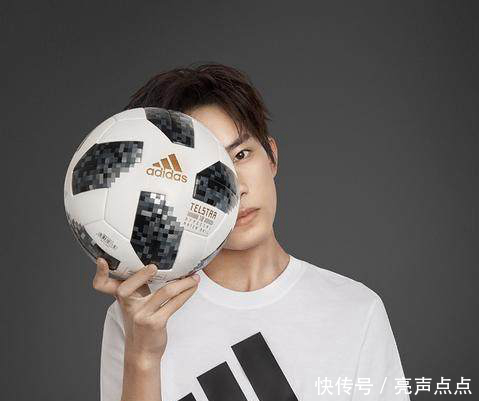 阿迪海报杨幂彻底不要脖子热巴年纪都暴露了,