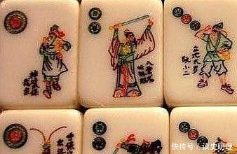 溥仪有一副五彩螺钿牌,因制作难度极大,已经成