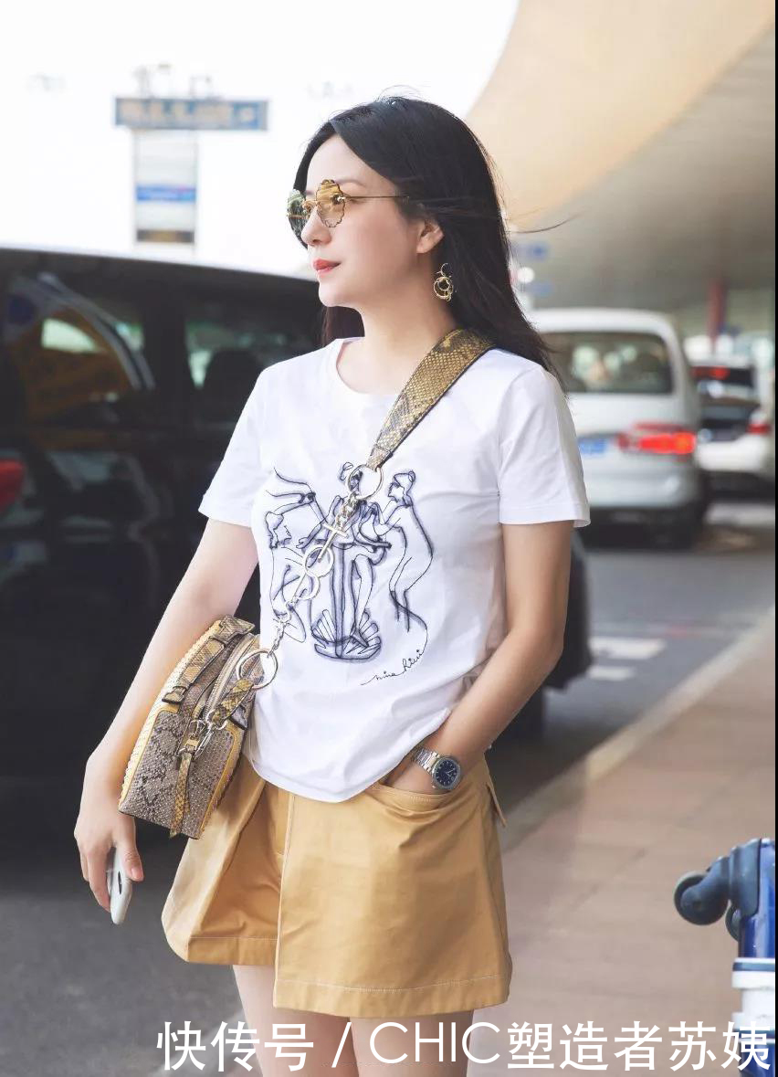 42岁赵薇美回依萍,双腿又细又长超惊艳,网友:看