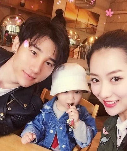 最美的人鱼公主,丈夫名字是我们最爱的名字,女